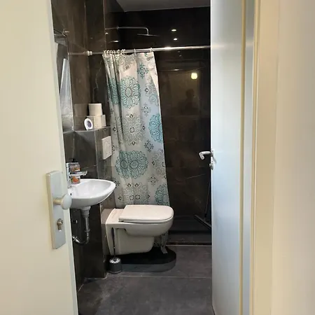 Hotel apartamentowy Manolya Günzburg